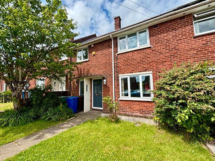 3 Bedroom Terraced House To Rent In Kilburn Road, Radcliffe, Manchester, M26