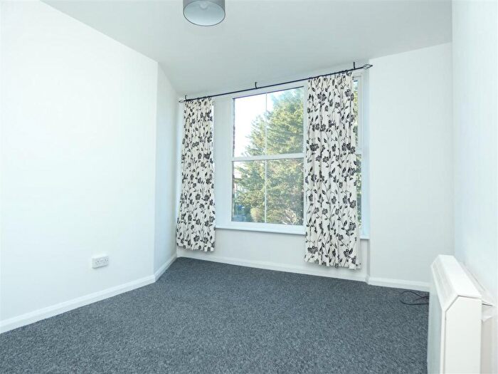 1 Bedroom Flat To Rent In Ramsgate Road, Broadstairs, CT10