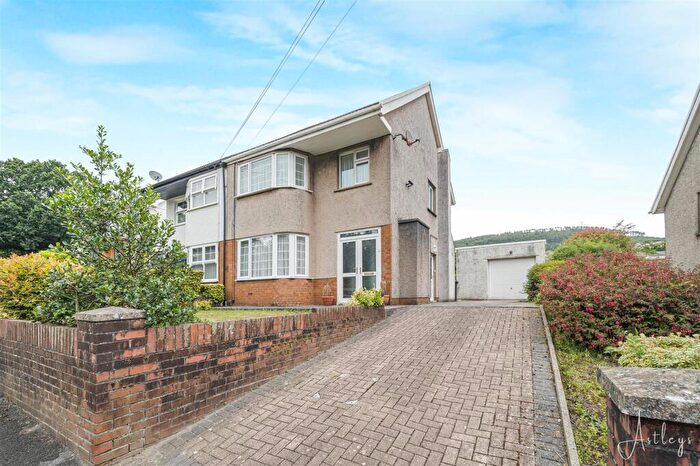 3 Bedroom Semi-Detached House For Sale In Glan Hafren, Baglan, Port Talbot, SA12