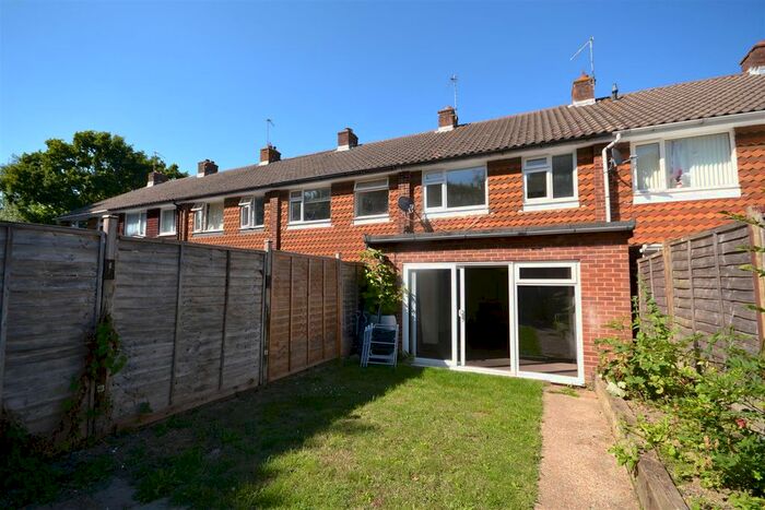 3 Bedroom Terraced House To Rent In The Mount, Hailsham, BN27
