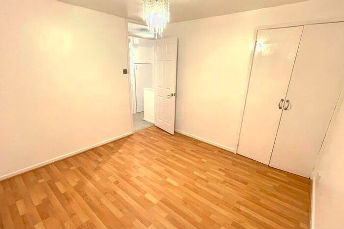 1 Bedroom End Of Terrace House To Rent In Dacre Close, Greenford, UB6
