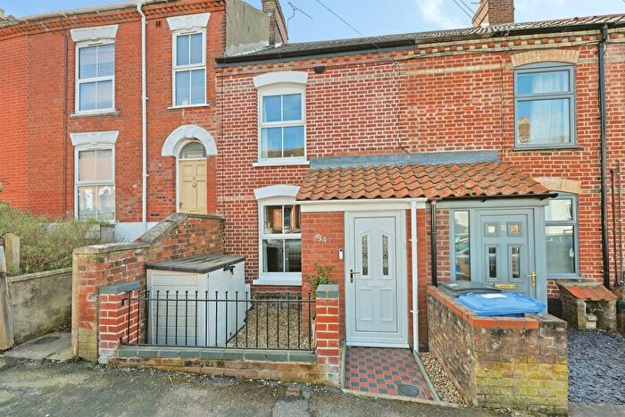 3 Bedroom Terraced House For Sale In Beaconsfield Road, Norwich, NR3