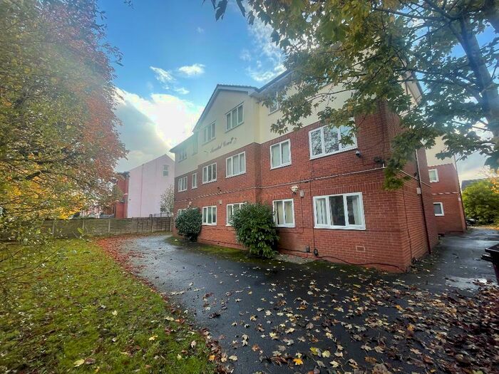 1 Bedroom Flat For Sale In New Lane, Eccles, M30