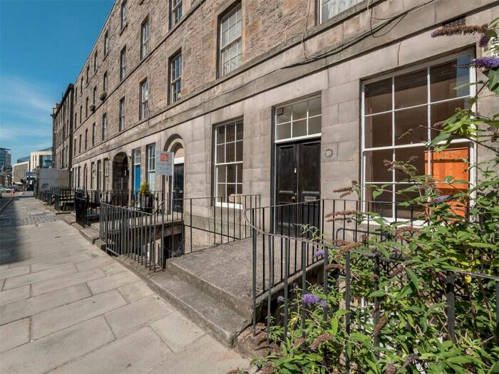 1 Bedroom Flat To Rent In East Fountainbridge, Edinburgh, EH3