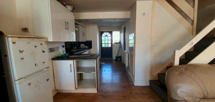 5 Bedroom Terraced House To Rent In Sandalwood Road, Feltham TW13