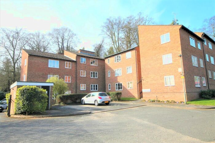 1 Bedroom Flat To Rent In Badgers Copse, Orpington, Kent, BR6