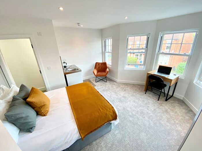 Apartment To Rent In Ash Road, Aldershot, GU12