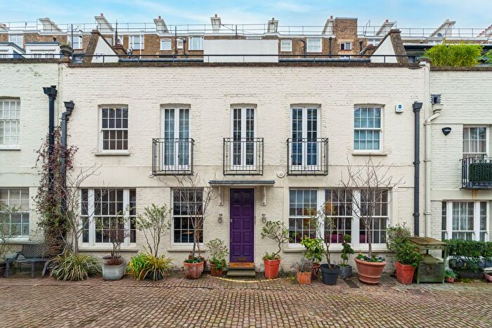 3 Bedroom Mews For Sale In Ennismore Mews, London, SW7