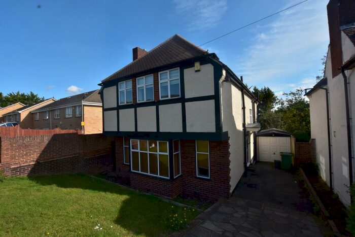 4 Bedroom Detached House To Rent In Lynmouth Rise Orpington, BR5
