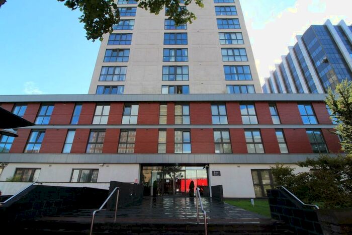 2 Bedroom Apartment To Rent In Admiral House, Newport Road, Cardiff, CF24