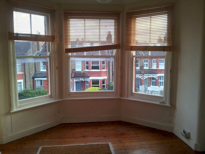 2 Bedroom Maisonette To Rent In North View Road, London, N8
