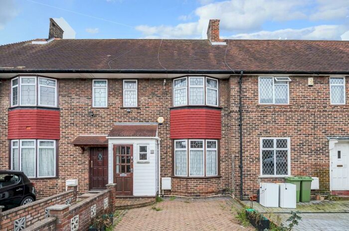 3 Bedroom Terraced House To Rent In Widecombe Road London, SE9