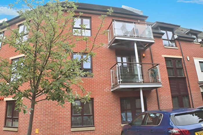 2 Bedroom Flat To Rent In Standside (The Lifebuilding Company), St. James, Northampton, NN5