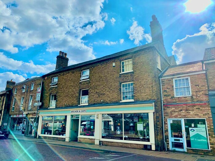 2 Bedroom Flat To Rent In High Street, Chatteris, PE16