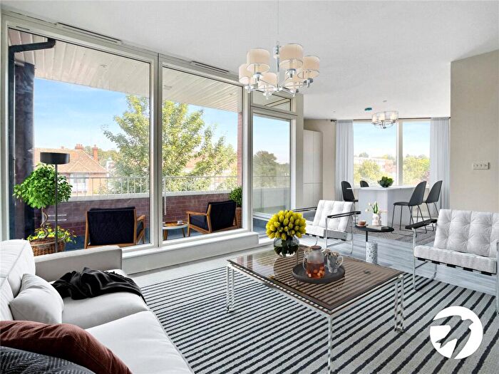 2 Bedroom Flat To Rent In River Cray House, Crayford Road, Crayford, Kent, DA1