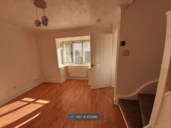 1 Bedroom Semi-Detached House To Rent In The Jackdaws, Uckfield, TN22