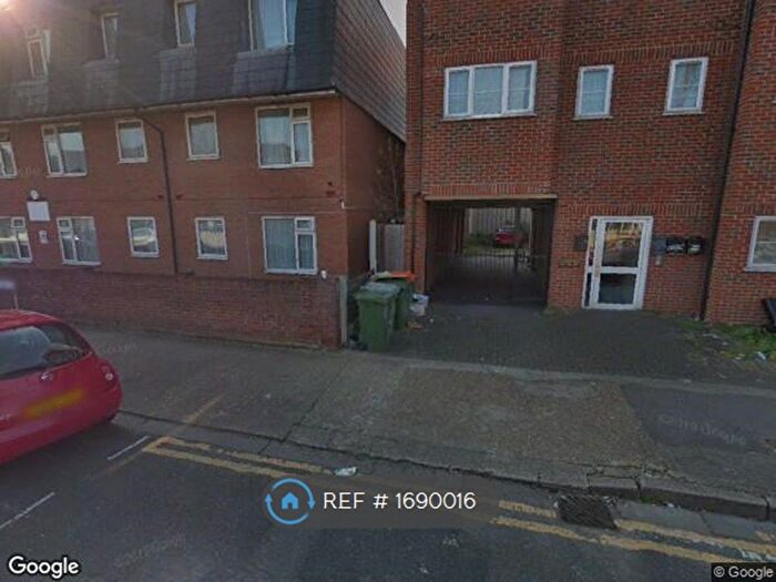 1 Bedroom Flat To Rent In Elgar Close, London, E13