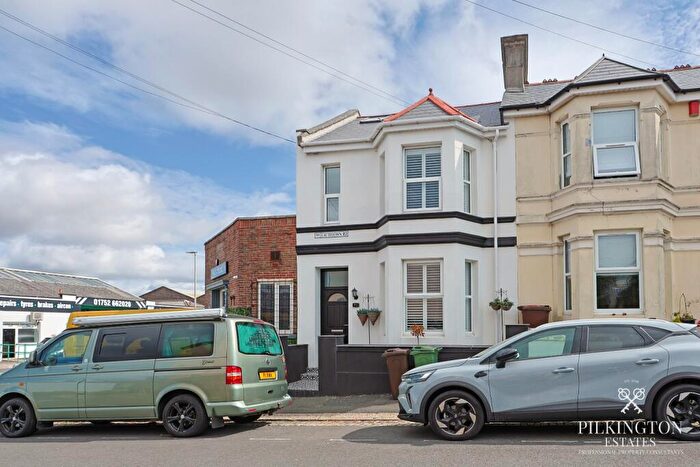 3 Bedroom Terraced House For Sale In Cattedown Road, Plymouth, Devon, PL4