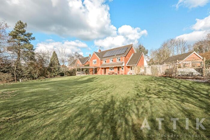 5 Bedroom Detached House For Sale In Quay Street, Halesworth, IP19