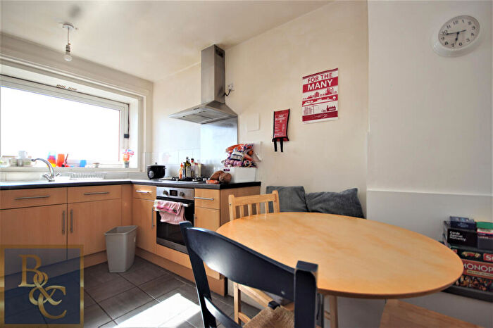 3 Bedroom Apartment To Rent In Harrington Square, Euston, NW1