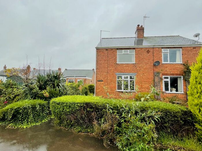 2 Bedroom House To Rent In Branches Lane, Holbeach, Spalding, PE12