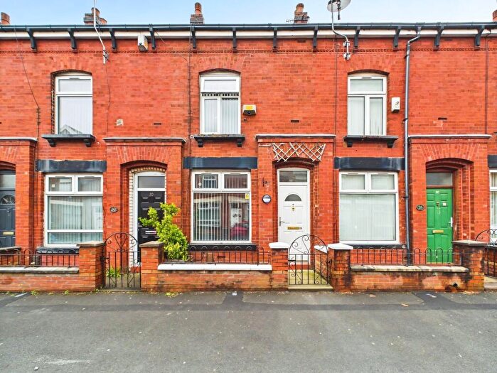 2 Bedroom Terraced House For Sale In Rutland Grove, Bolton, BL1