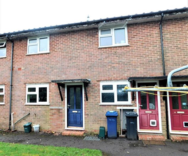 1 Bedroom Maisonette To Rent In Glen Court, Hindhead, GU26