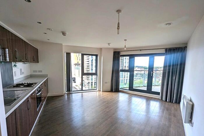 2 Bedroom Apartment To Rent In Woking, Surrey, GU22