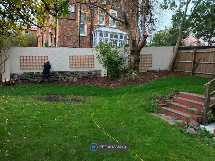 3 Bedroom Flat To Rent In Clifton, Bristol, BS8