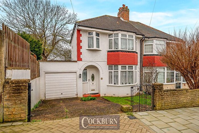 3 Bedroom Semi Detached House For Sale In Clayhill Crescent, Mottingham, SE9