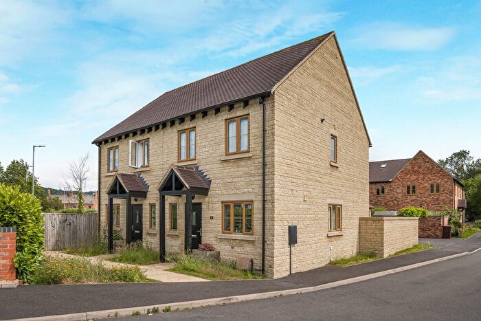 4 Bedroom Semi Detached House For Sale In Hill View Close, Bishops Cleeve, Cheltenham, GL52