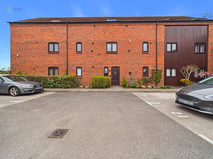3 Bedroom Apartment For Sale In The Greaves, Minworth, Sutton Coldfield, B76