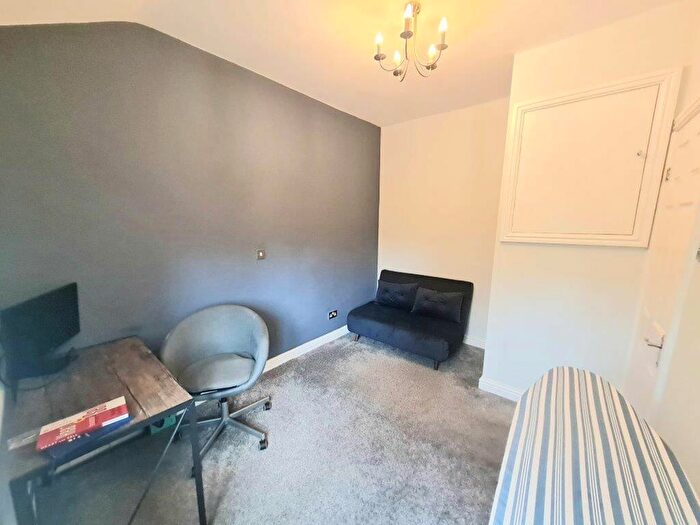 2 Bedroom End Of Terrace House For Sale In Moss Lane, Whitefield, M45
