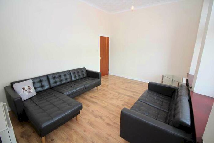 2 Bedroom Flat To Rent In Brewland Street, Galston, KA4