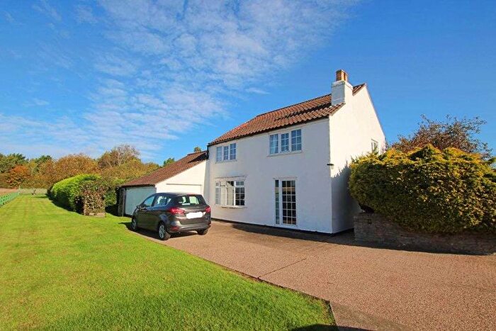 3 Bedroom Detached House For Sale In Thornton Abbey Road, Ulceby, DN39