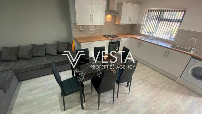 7 Bedroom Terraced House To Rent In Centenary Road, Coventry, CV4