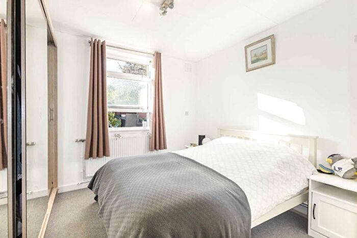 1 Bedroom Flat To Rent In Stockfield Road, London, SW16