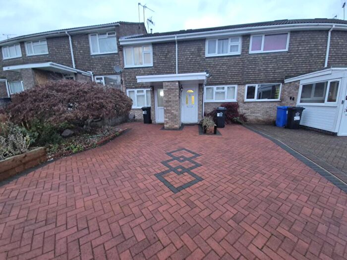 2 Bedroom Maisonette To Rent In Linkway Gardens, Leicester, LE3
