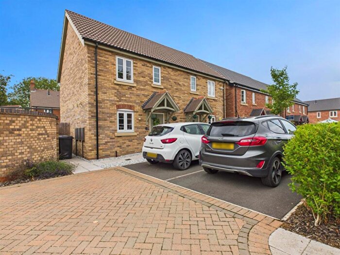 2 Bedroom Semi-Detached House For Sale In Bridgeways, Alford, LN13