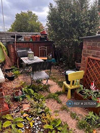 1 Bedroom Flat To Rent In Reading, Reading, RG30
