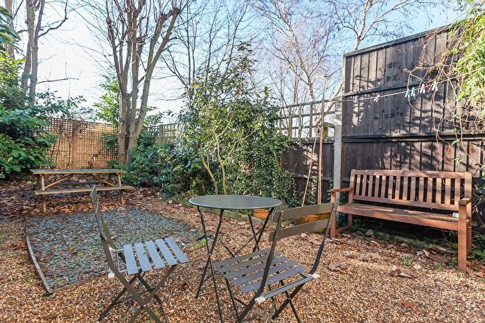 2 Bedroom Apartment To Rent In Bathurst Gardens, Kensal Green, NW10