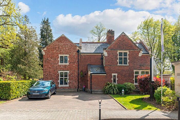 3 Bedroom Property For Sale In Royal Connaught Drive, Bushey, WD23