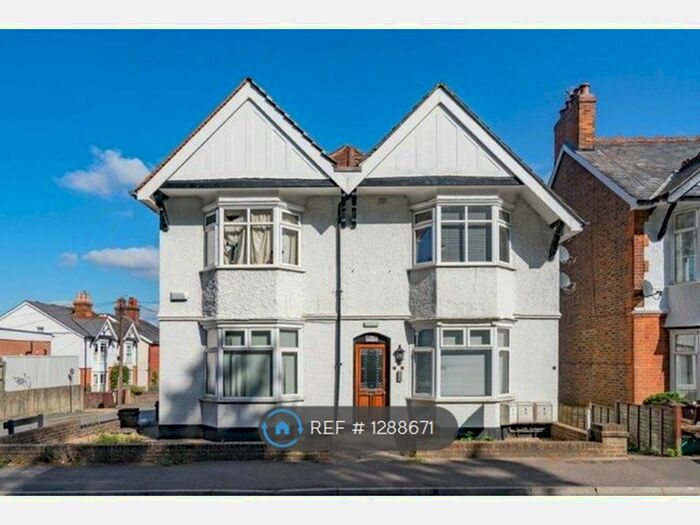 1 Bedroom Flat To Rent In Langton Road, Tunbridge Wells TN3