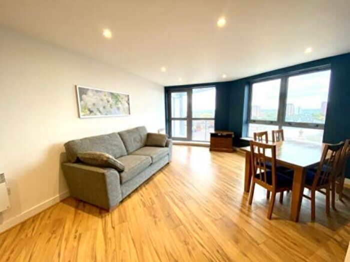 2 Bedroom Apartment To Rent In Quartz Apartments, Hall Street, B18
