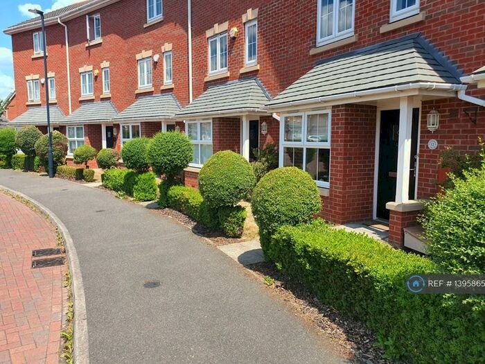 4 Bedroom Terraced House To Rent In Panama Circle, Derby, DE24