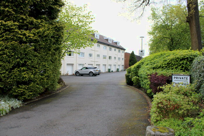 3 Bedroom Maisonette To Rent In Park View, Paisley, PA2