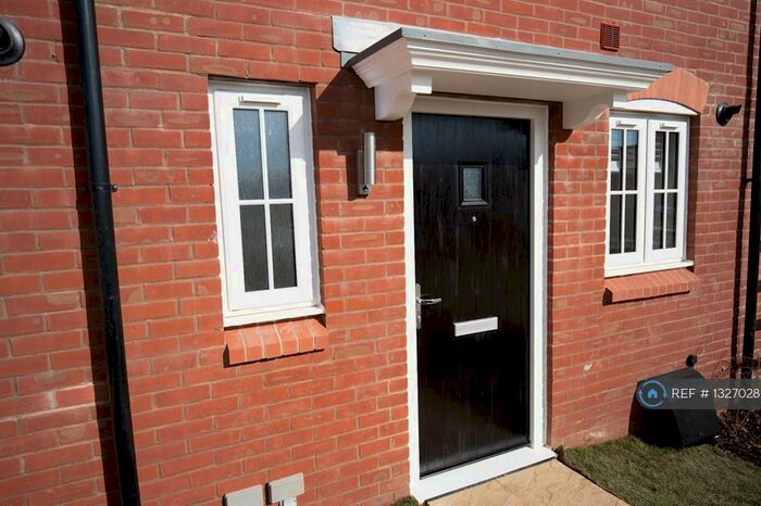 2 Bedroom Terraced House To Rent In Richmond Road, Bicester, OX26