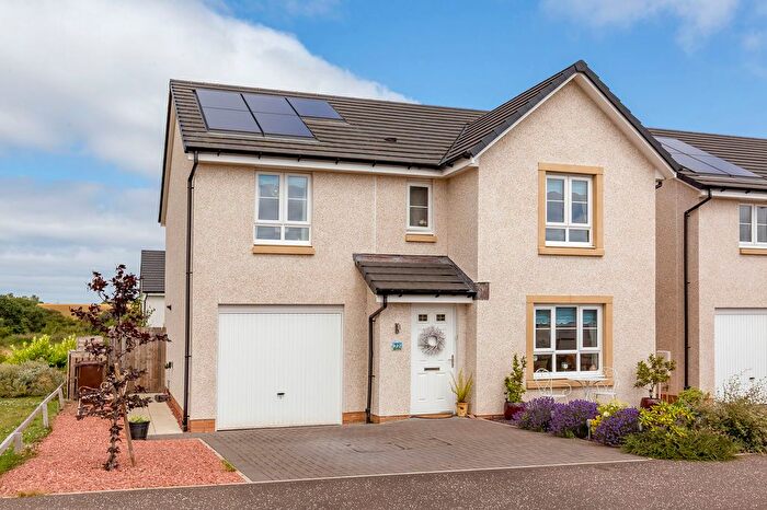 4 Bedroom Detached House For Sale In Wildflower Crescent, Ormiston, EH35