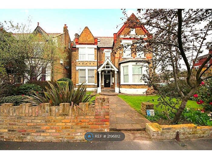 2 Bedroom Flat To Rent In Ealing, Ealing, W5