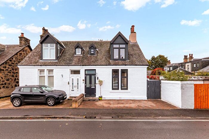 3 Bedroom Semi-Detached House For Sale In Russel Street, Falkirk, FK2